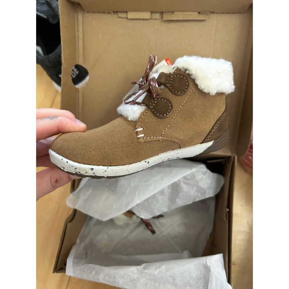 Merrell Kid's Bare Steps® Cocoa Jr. Boot size 9.5m